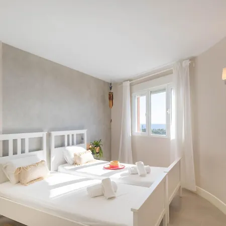Coronado Marbesa - Happy Apartment *